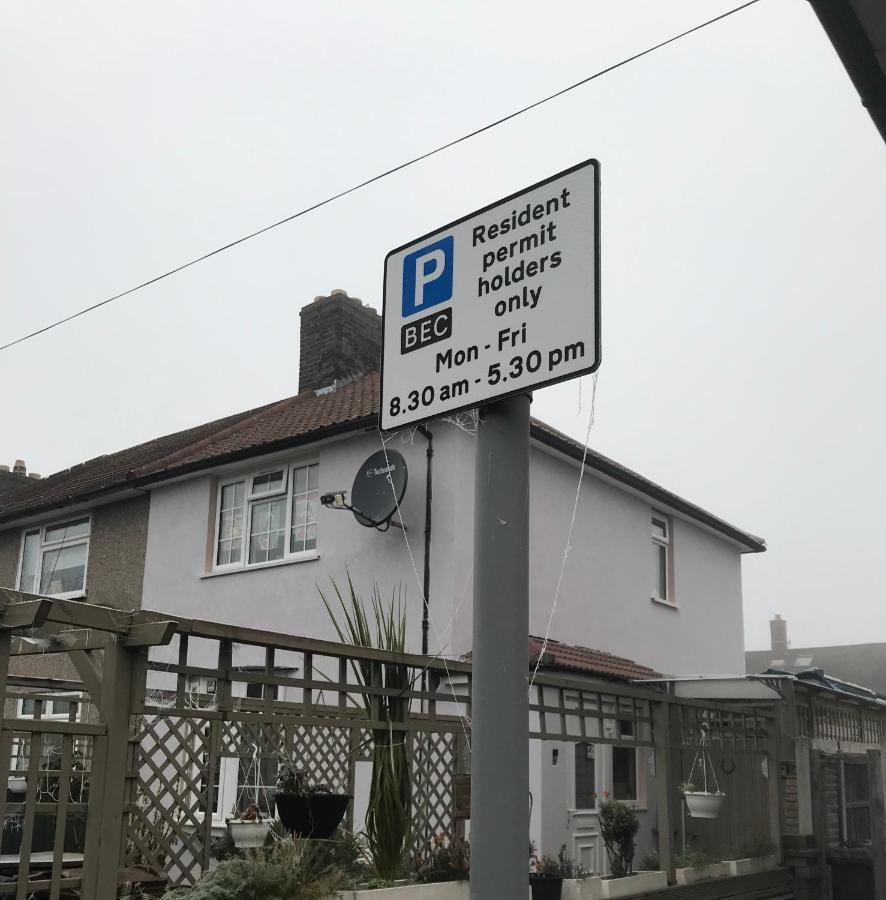 Becontreelodge Dagenham Eksteriør bilde