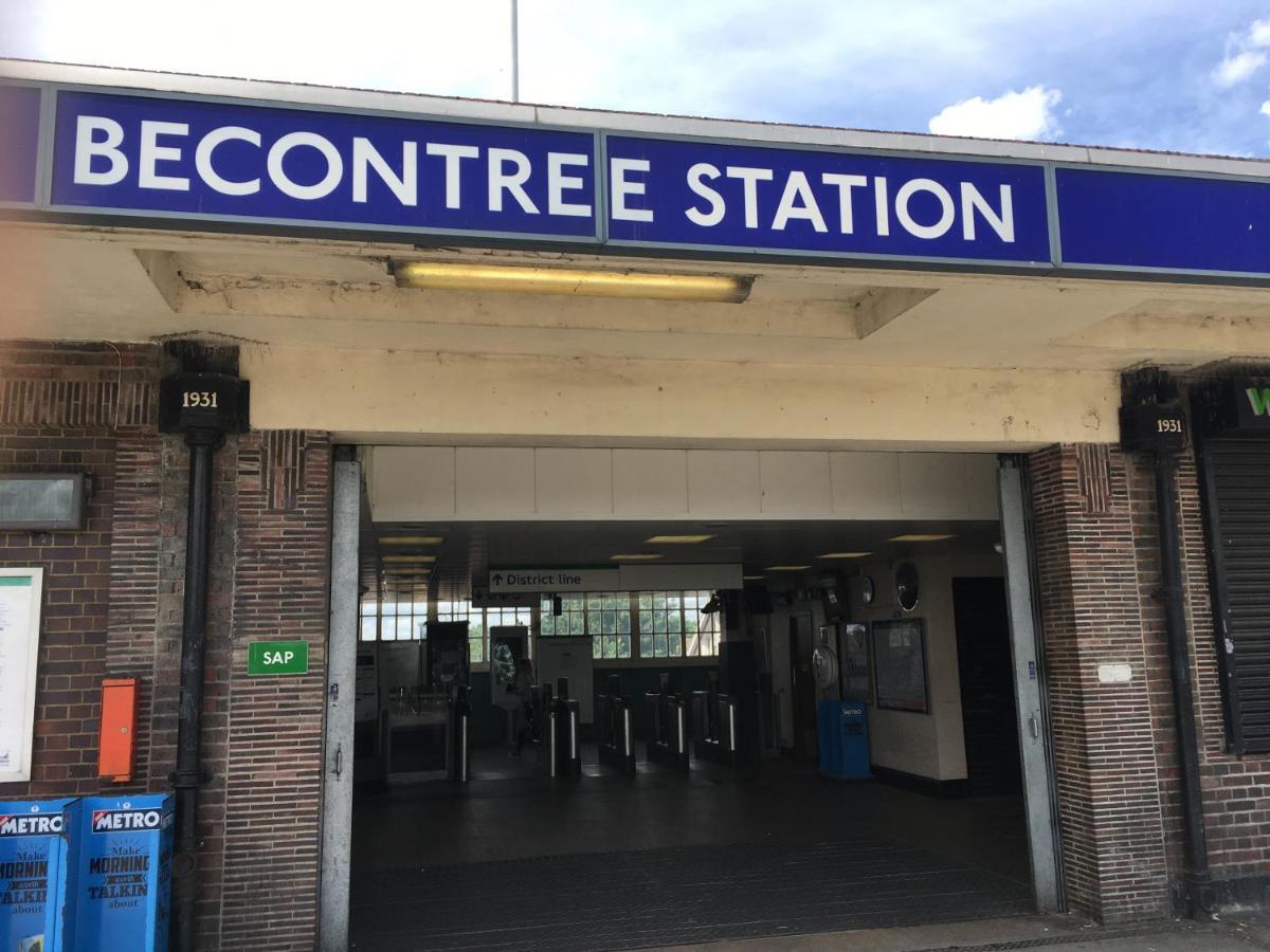Becontreelodge Dagenham Eksteriør bilde
